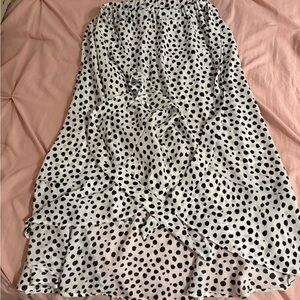 Vine & Love Black and White High Low Skirt